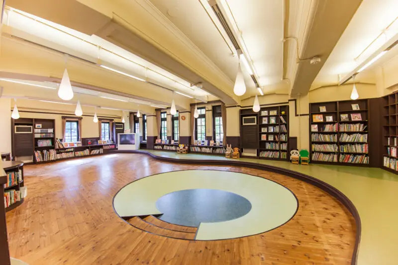 こども図書館」の本の入替について - 京都国際マンガミュージアム